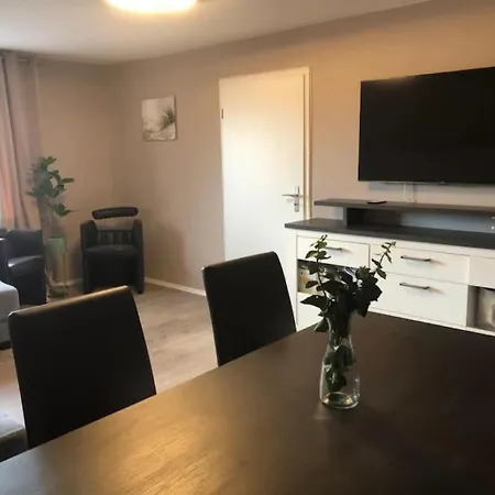 Ferienhaus Geräumiges Haus Mit Viel Platz *