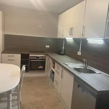Сasa de vacaciones Geraeumiges Haus Mit Viel Platz Jübek